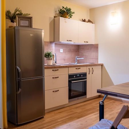 Cozy Suite With Inner Yard VNO Extérieur photo