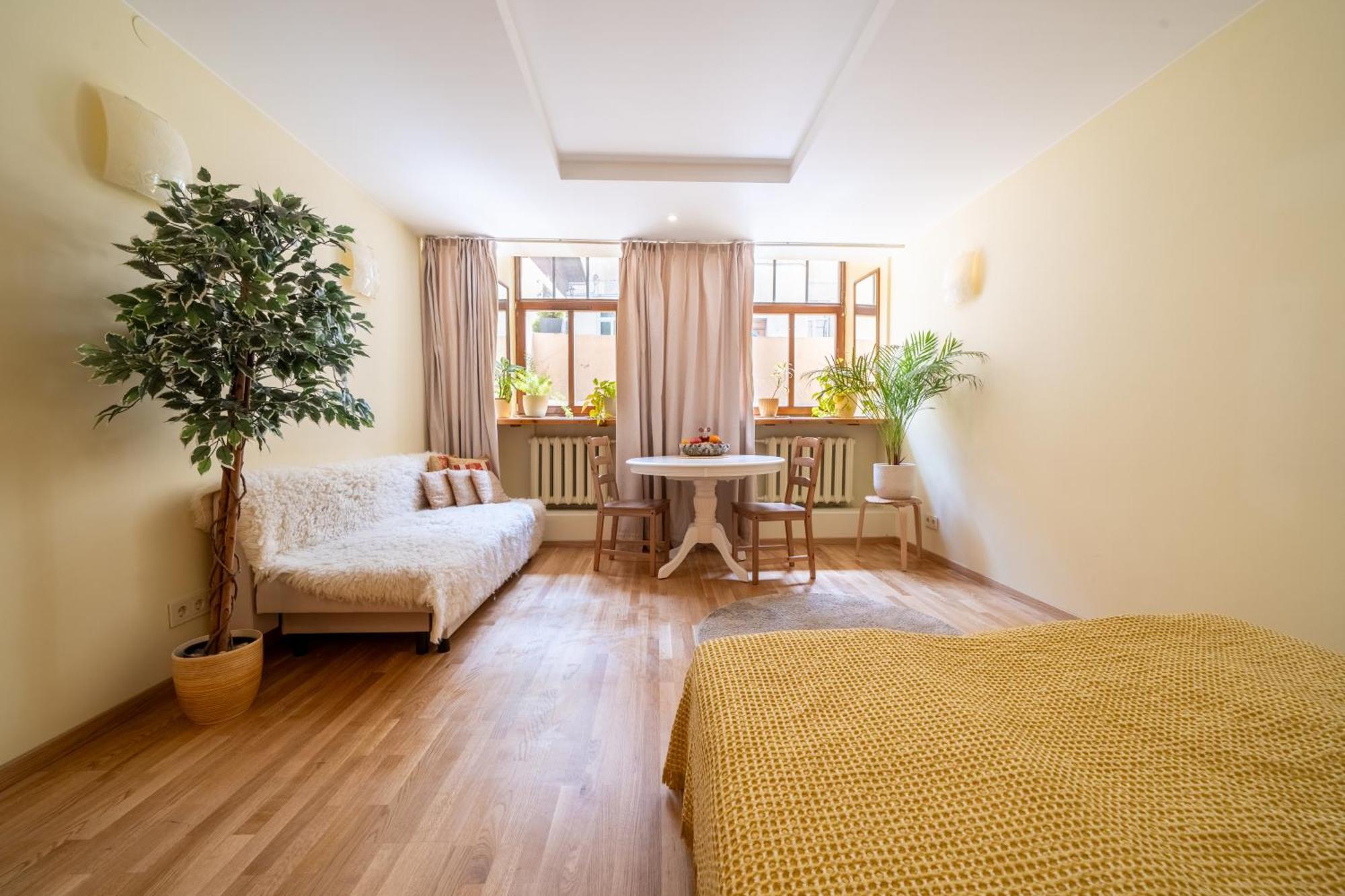 Cozy Suite With Inner Yard VNO Extérieur photo